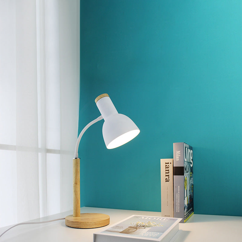 Bell Shade Bedroom Reading Lampe Metal 1-Light Nordic Night Light avec un bras flexible