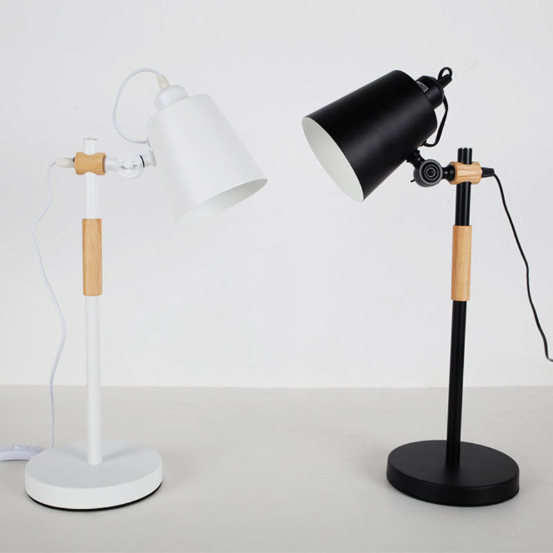Lámpara de escritorio de tono de cono con pivoteas Metal nórdica de 1 luces Ligera de lectura de la sala de lectura
