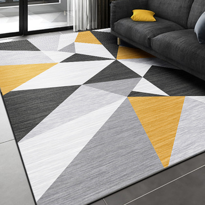 Grey Tone Modern Indoor Rug Polyester Geometric Print Carpet Easy Care Rug for Home Decoration