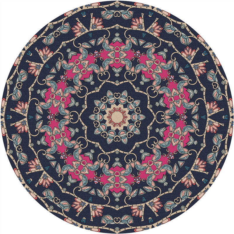Tapis traditionnel Glam de couleur foncée