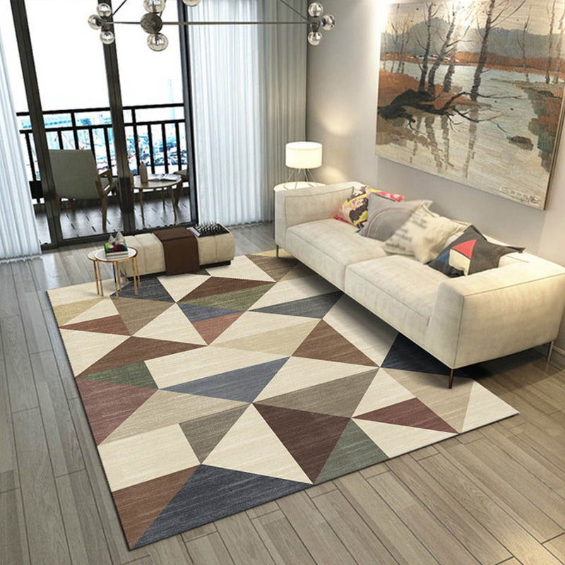 Grey-Brown Tone Modern Area Rug Polyester Triangle Print Rug Non-Slip Backing Indoor Rug for Living Room