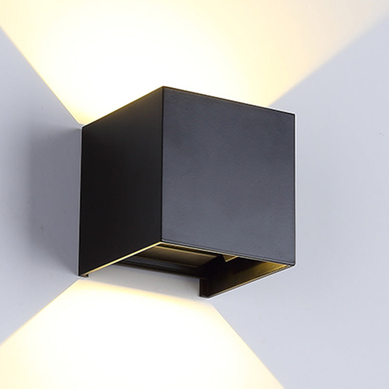 Moderner minimalistischer Stil nach oben und unten LED Wandleuchte Metal 2 Lichter Wandleuchten für Außenwand