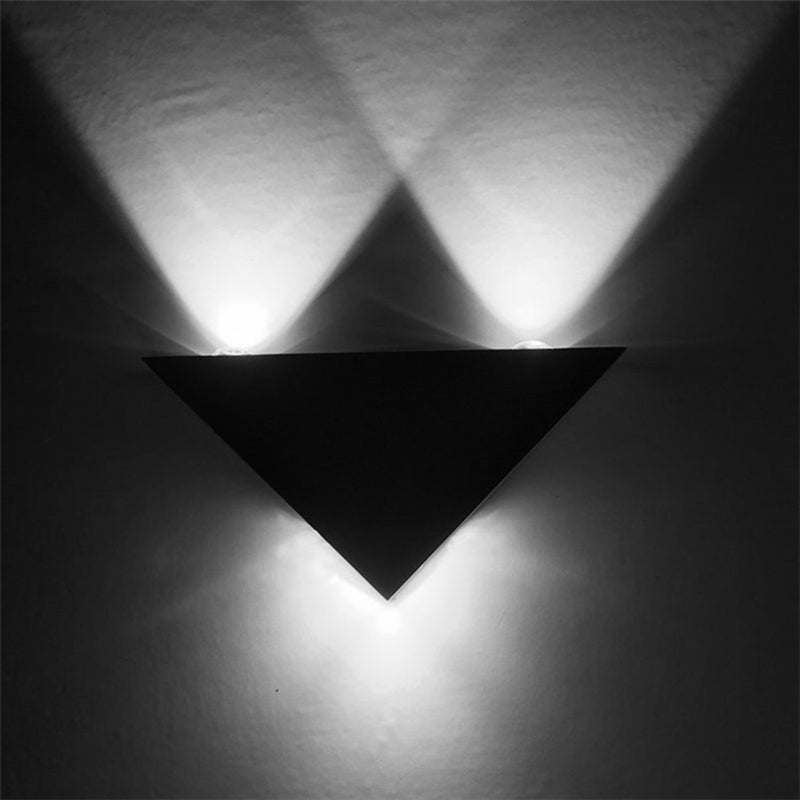 Sliver Brossé lampe murale triangulaire en aluminium Brossé 3 Lights Corridor Corridor Asle LED MUR LEUL