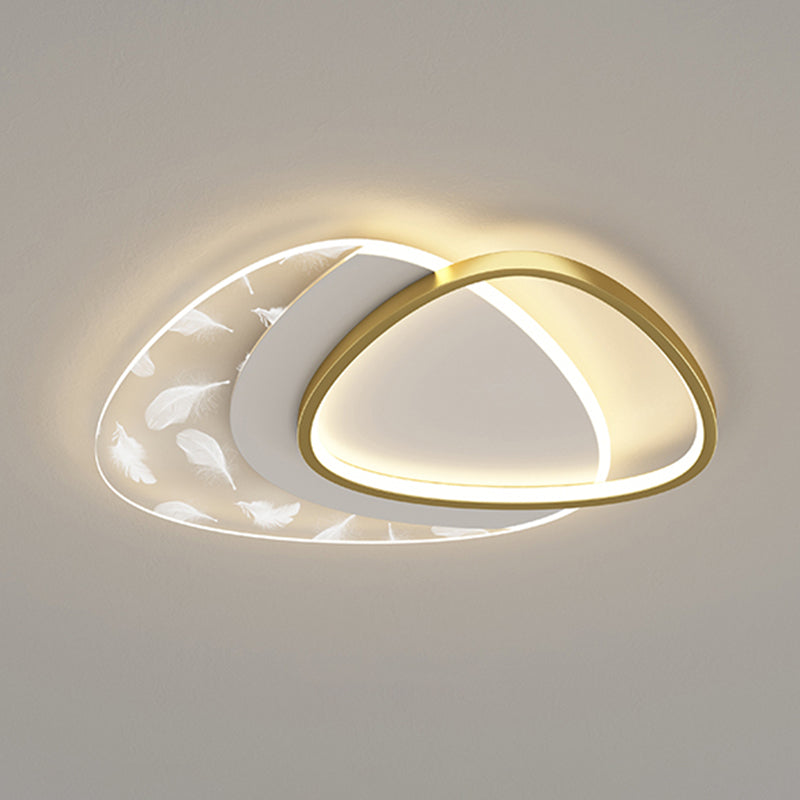 Gouden geometrische LED-plafondlamp in moderne creatieve stijl veren acryl semi-inbouwmontage voor woonkamer