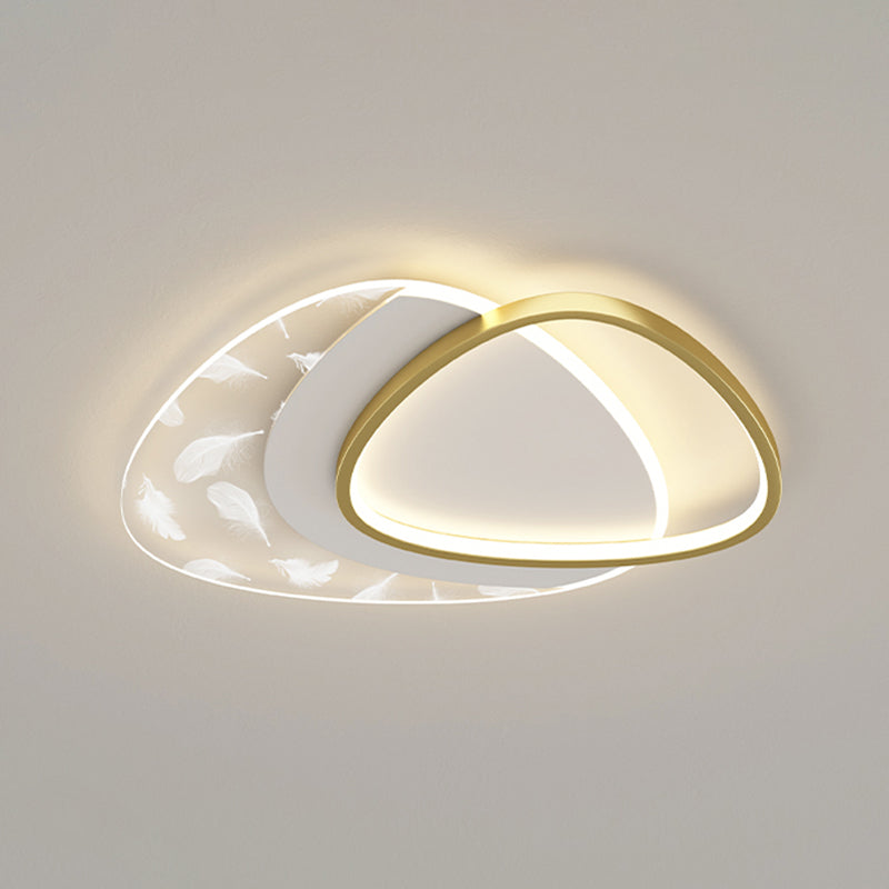 Gouden geometrische LED-plafondlamp in moderne creatieve stijl veren acryl semi-inbouwmontage voor woonkamer