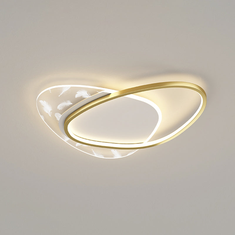 Gouden geometrische LED-plafondlamp in moderne creatieve stijl veren acryl semi-inbouwmontage voor woonkamer