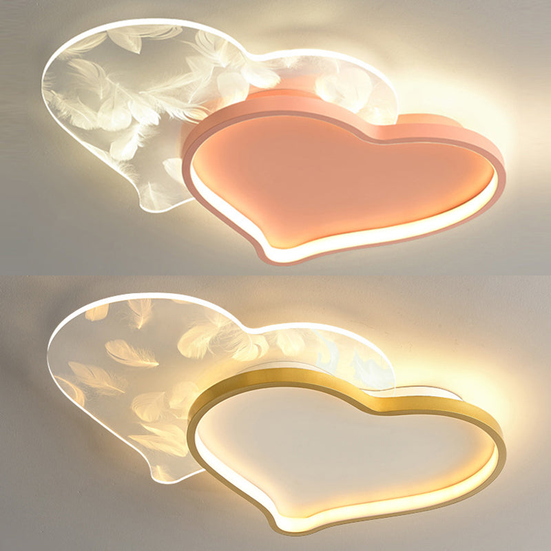 Nordic Double-Heart Shaped Flush Light Acryl Schlafzimmer LED Flush Mount Deckenleuchte mit Feder Dekor