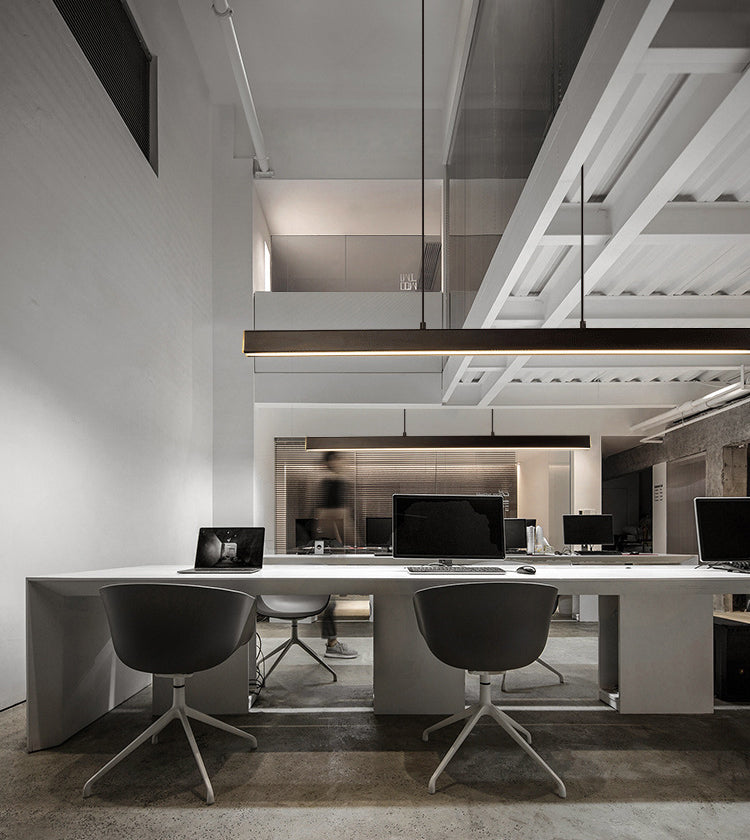 Luci di lampadari dell'isola lineare Simplicità Fissature di illuminazione del lampadario acrilico per tavolo da pranzo