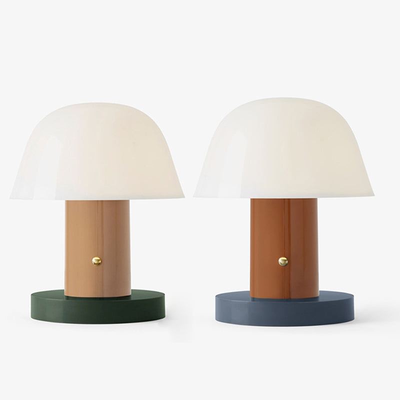 Lampada da tavolo moderna in stile minimalista a cupola Lampada da tavolo in vetro a 1 luce per camera da letto