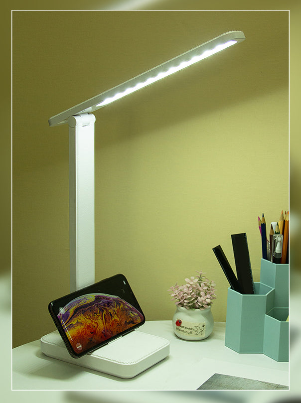 Lampada da tavolo a LED dimmerabile moderna in stile minimalista Lampada da tavolo in plastica a 1 luce per studio