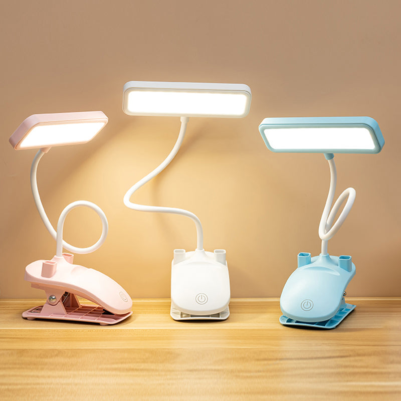 Lampada da tavolo USB moderna in stile minimalista Lampada da tavolo in plastica a 1 luce per studio
