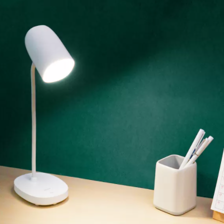 Lampada da tavolo in stile minimalista moderno con porta di plastica USB 1 luce da tavolo per la scrivania