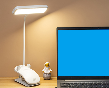 Lampada da tavolo USB moderna in stile minimalista Lampada da tavolo in plastica a 1 luce per studio