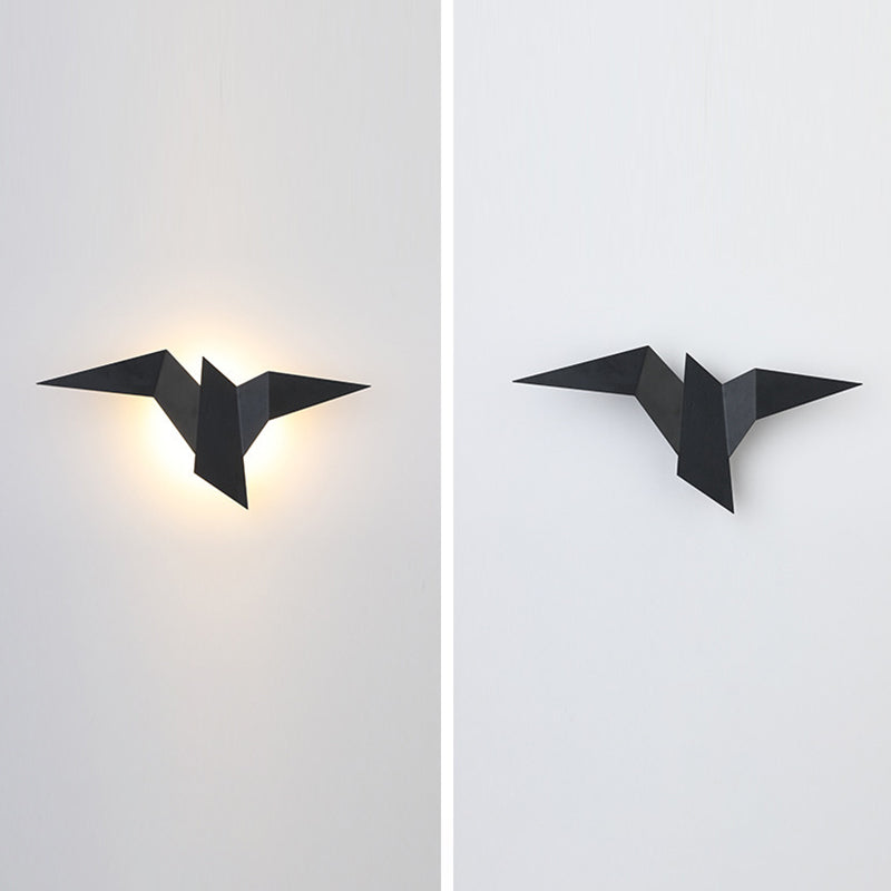 Flying Birds Creative Shaped LED Wall Sconces Post-modern Style Minimalism Metal Wall Light for Bedroom Living Room