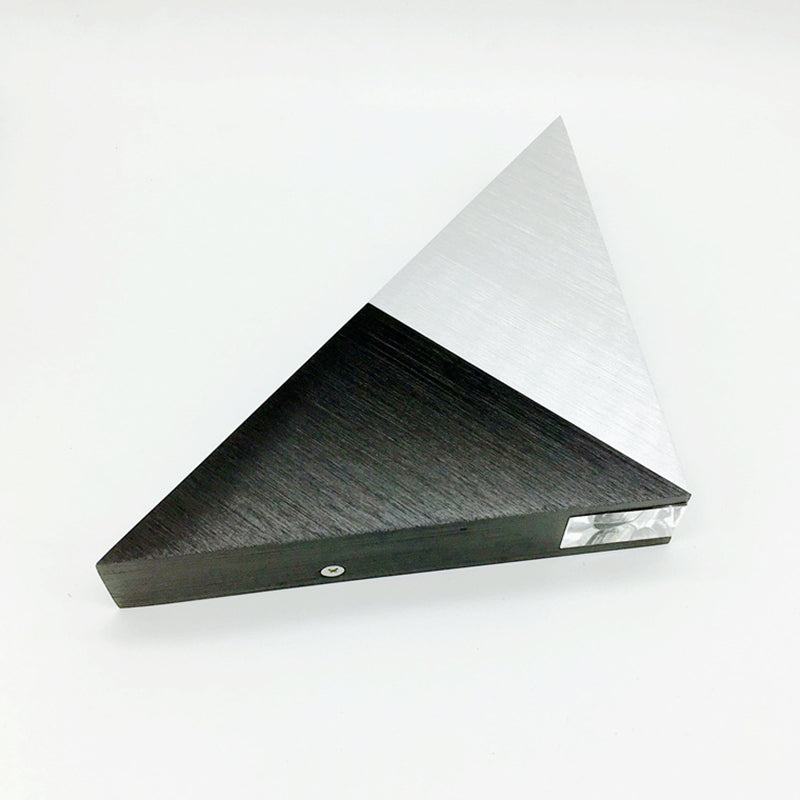 Lampade a parete triangolare in stile minimalista moderno in metallo a 5 luci lampade a parete in finitura nera