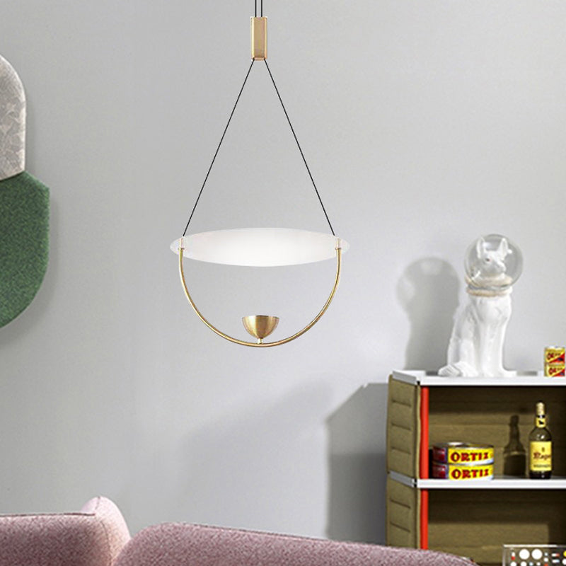Luz de colgante de lágrima acrílica súper delgada Lámpara de oro LED simple Lámpara colgante en luz cálida