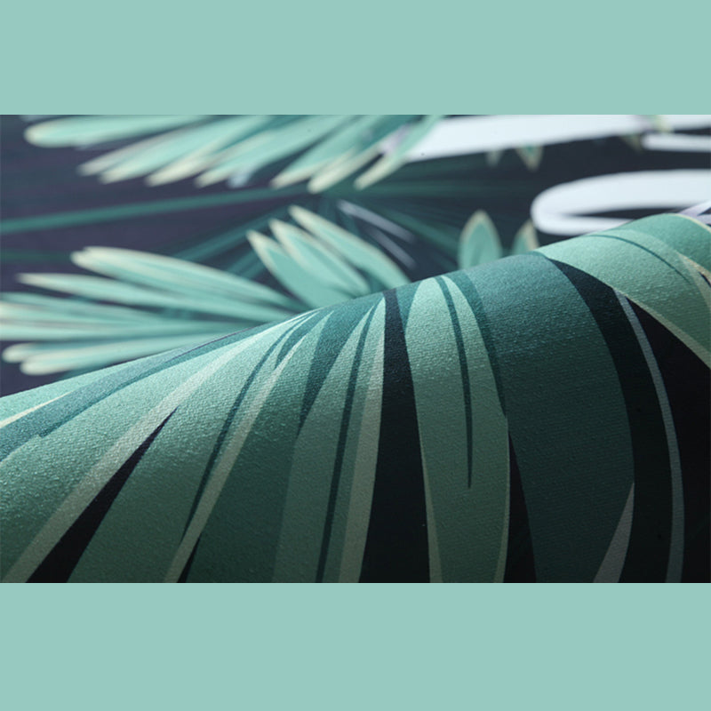 Green Tone Tropical Indoor Rug Polyester Leaves Print Rug Non-Slip Backing Indoor Rug for Living Room
