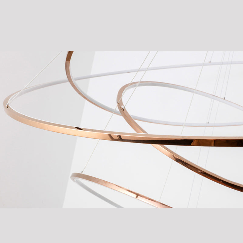 Lampada sospesa a LED geometrica dorata in moderna luce del soffitto in ferro battuto per il luogo commerciale