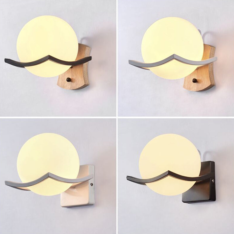 Estilo nórdico de madera de montaje de pared de madera leche blanca tono de globo sencillez luz para el dormitorio para el dormitorio