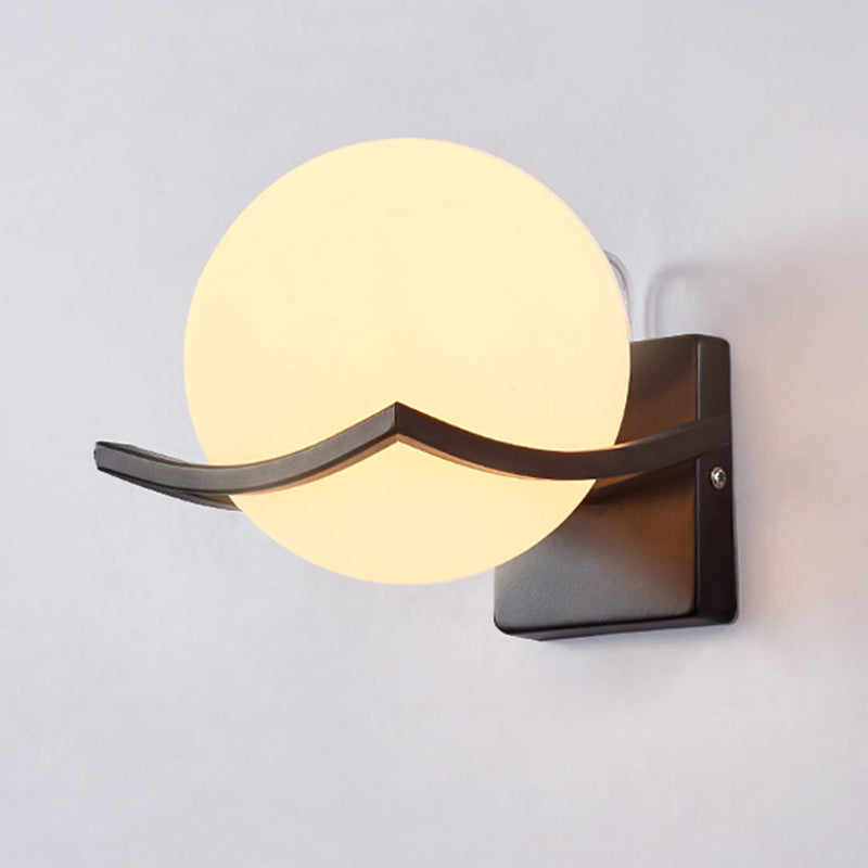 Estilo nórdico de madera de montaje de pared de madera leche blanca tono de globo sencillez luz para el dormitorio para el dormitorio