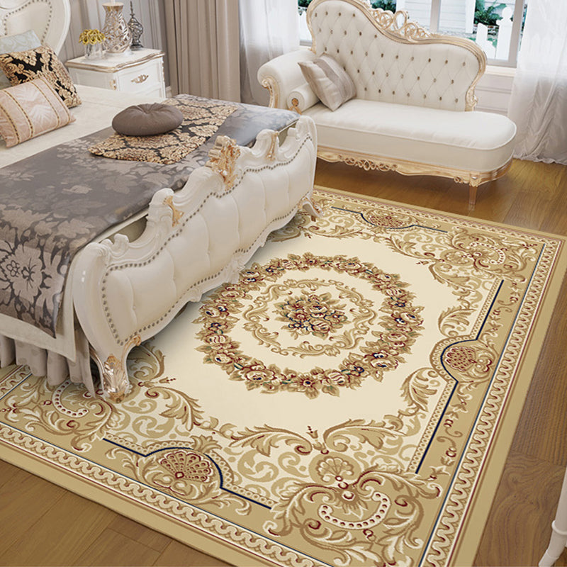 Gelb Ton Blumendruck Teppich Polyester Traditioneller Anti-Rutsch-Rücken-Innenteppich für Wohnzimmer