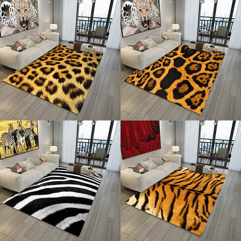 Bold Animal Print Rug Contemporary Stylish Area Carpet Polyester Friendly Washable Carpet for Living Room