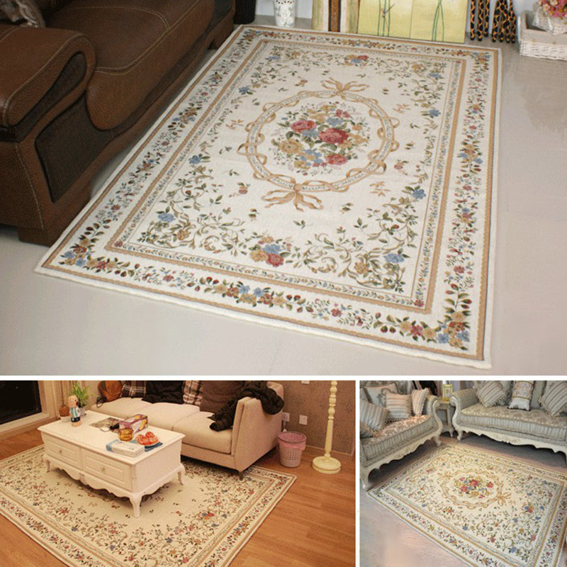 White Tone Victorian Area Carpet Polyester Floral Printed Indoor Rug Anti-Slip Backing Carpet for Living Room