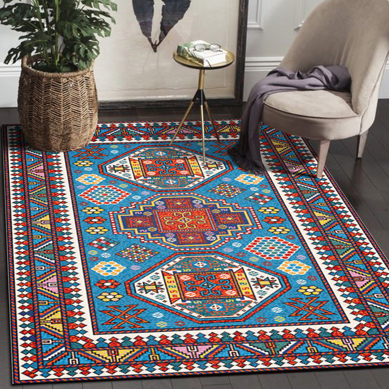 Elegant Red Tone Moroccan Symmetrical Pattern Rug Polyester Traditional Carpet Stain Resistant Rug for Living Room