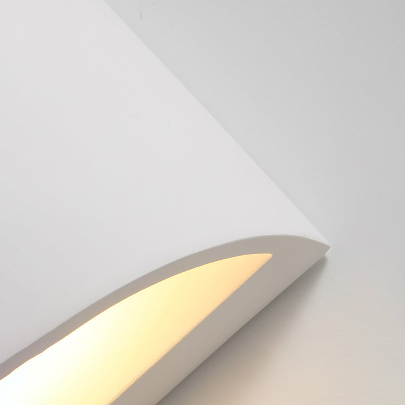 Simplicity Indoor LED Wall Lamp Modern Style Geometric Shaped Aluminum Alloy Sconce Light in White