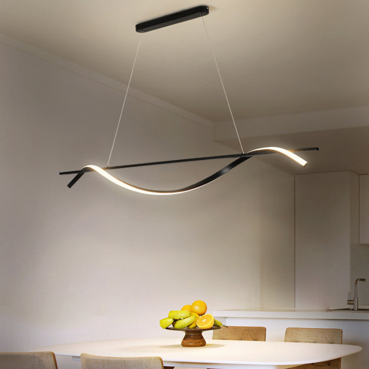 Lauteur de l'île LED de fer laqué dans le pendentif linéaire acrylique moderne de style concis moderne pour salle à manger