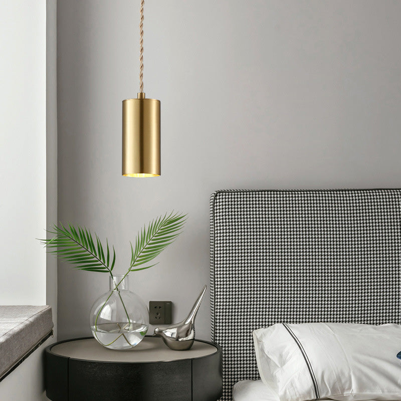 Lámpara de suspensión cilíndrica de la noche de metal 1 Bulbo posmoderna Luz colgante en oro