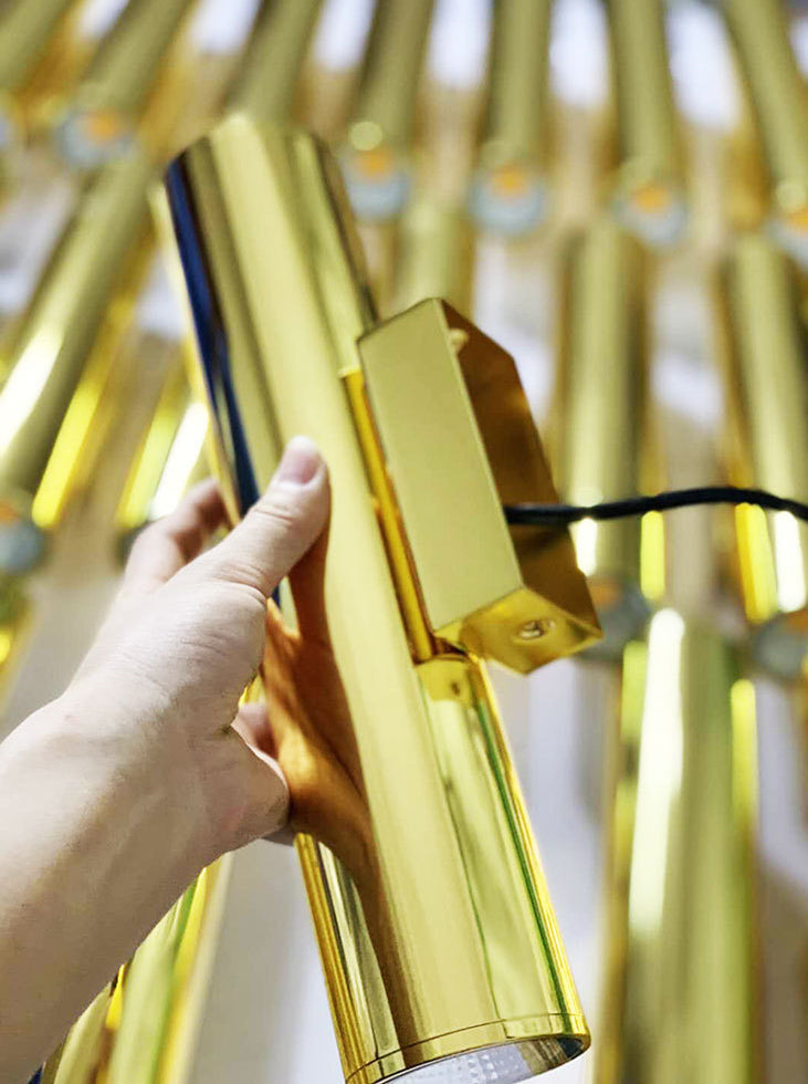 Cylindrical Aluminum LED Wall Light Post-modern Simplicity Metal Bedside Lamp in Electroplated Gold