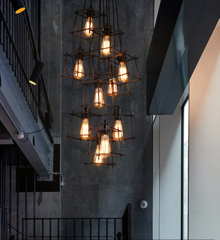 Luz colgante geométrica negra en araña de hierro forjado de estilo vintage industrial con marco de hierro