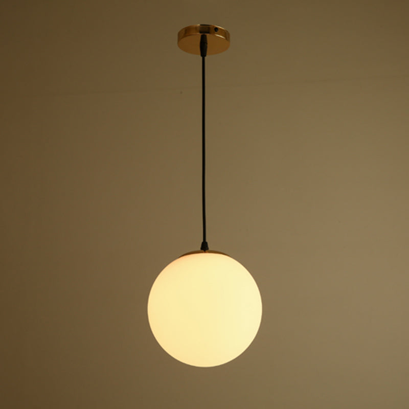 1 globe léger peinnant plafonniers industriels en verre de lait en verre pendant luminaires pour le restaurant