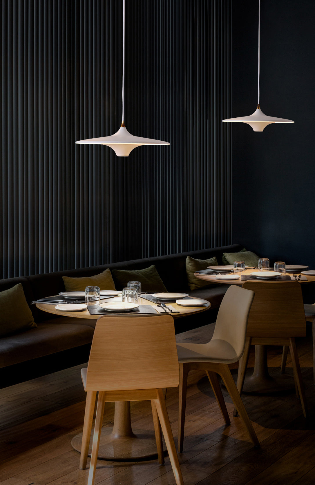 Flying Saucer Bedside Suspension Light Metallic 1 Bulb Minimalist LED Pendant Lamp