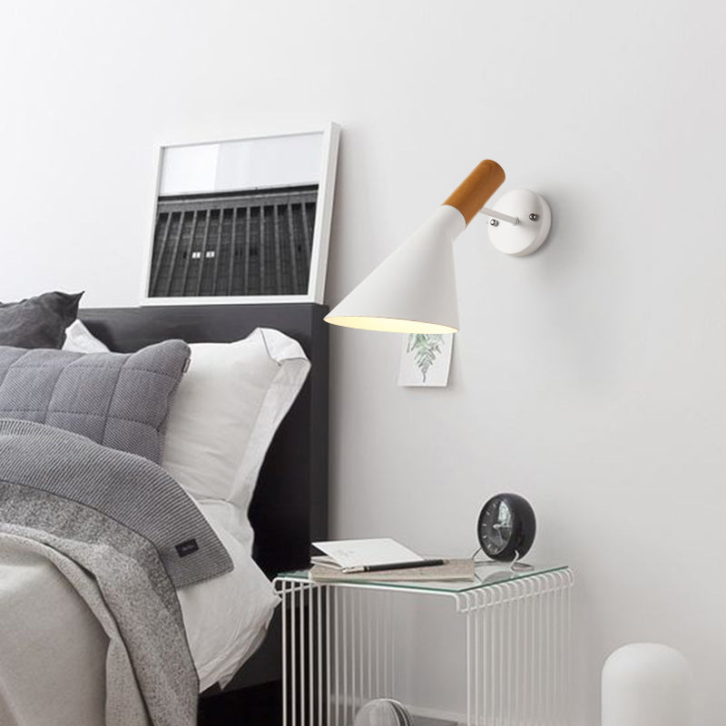 Lámpara de pared de minimalismo en forma de embudo estilo moderno de madera de madera de 1 luces accesorio de iluminación