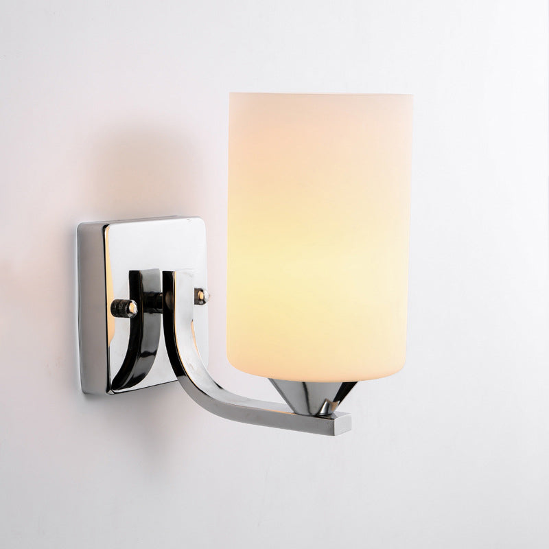Lámpara de pared de vidrio cilíndrico de leche blanca accesorio de iluminación de estilo de estilo contemporáneo en plata pulida