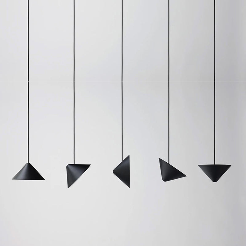Verstelbare kegelschaduw hanglamp lopend Noordse metalen zwarte afwerking LED hanglicht