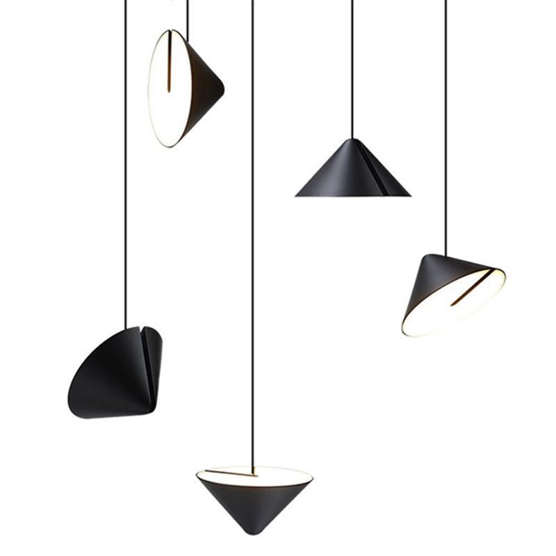 Verstelbare kegelschaduw hanglamp lopend Noordse metalen zwarte afwerking LED hanglicht