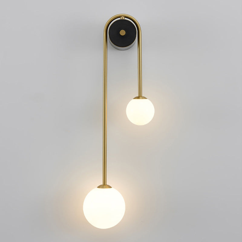 Zeitgenössische globale Wandmontagleuchte Milchglas Wandmontagelampe für das Restaurant