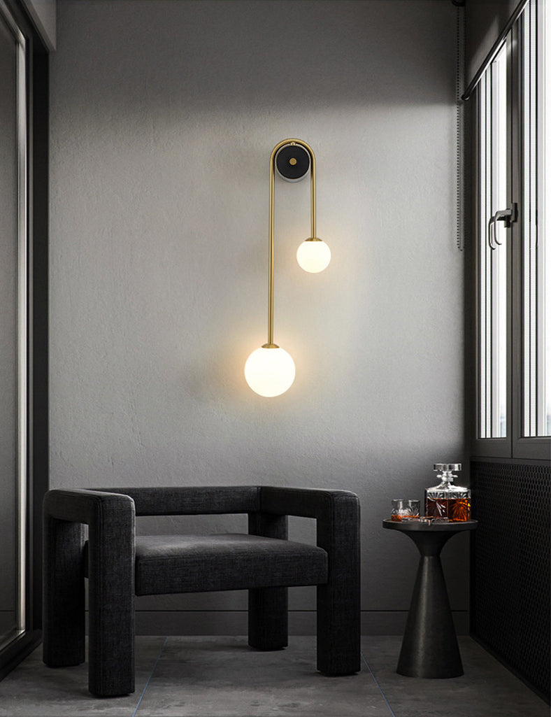 Zeitgenössische globale Wandmontagleuchte Milchglas Wandmontagelampe für das Restaurant