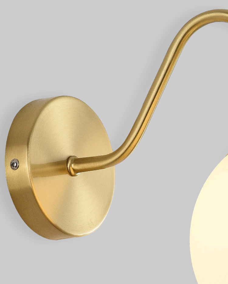 Zeitgenössische globale Wandmontagleuchte Milchglas Wandmontagelampe für das Restaurant