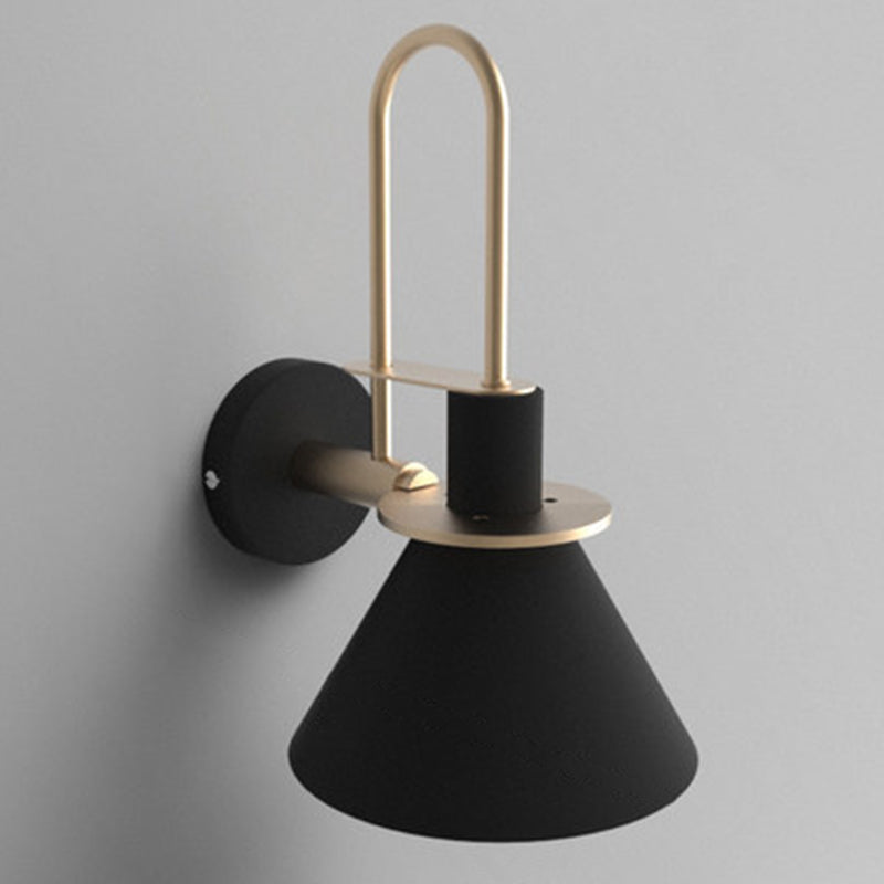 1 Light Metal Wall Mounted Light Fixture Modern Curved Arm Wall Sconce Lighting for Dining Room