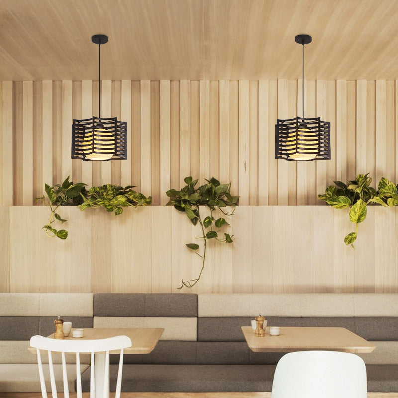 1 Head Cage Suspended Lighting Fixture Retro Metal Black Pendant Lamp for Restaurant