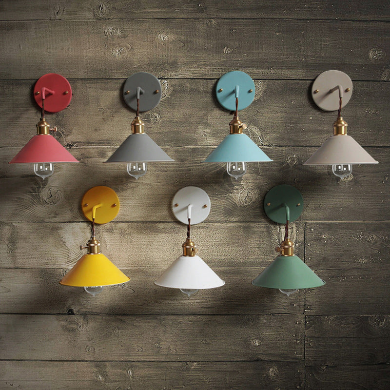 Illuminazione a parete cono cono in stile muro di metallo a montaggio per la camera da letto per camera da letto