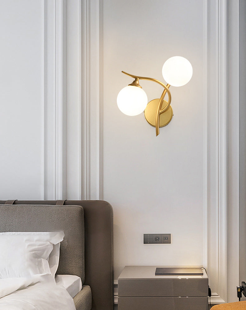 Zeitgenössische globale Wandmontagleuchte Milchglas Wandmontagelampe für das Restaurant