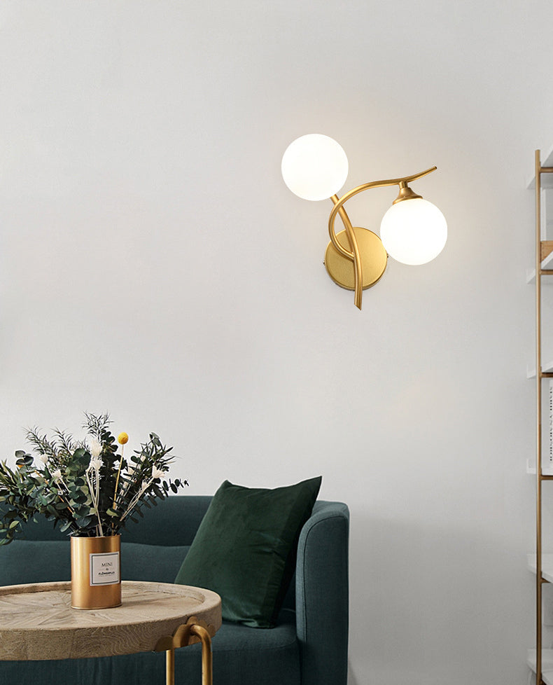 Zeitgenössische globale Wandmontagleuchte Milchglas Wandmontagelampe für das Restaurant