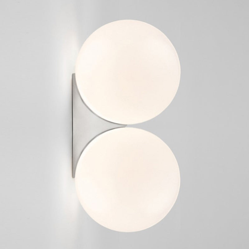 Globe Bedroom LED Wall Sconce in Modern Simplicity Wrought Iron Wall Light with Glass Shade