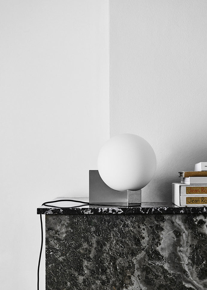 Plan de pared LED LED de hierro forjado en moderna luz de pared de vidrio esmerilado de estilo creativo para sala de estar