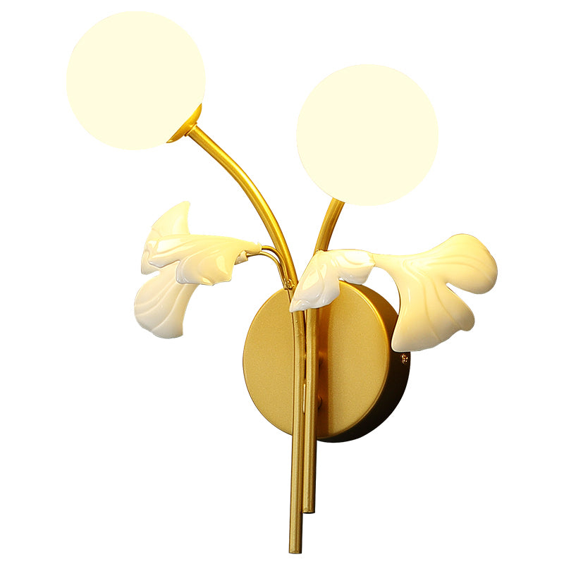 Luz de la plataforma de dormitorio lámpara de lámpara de estilo blanco moderno lámpara de montaje de pared blanca con sombra de vidrio orbe